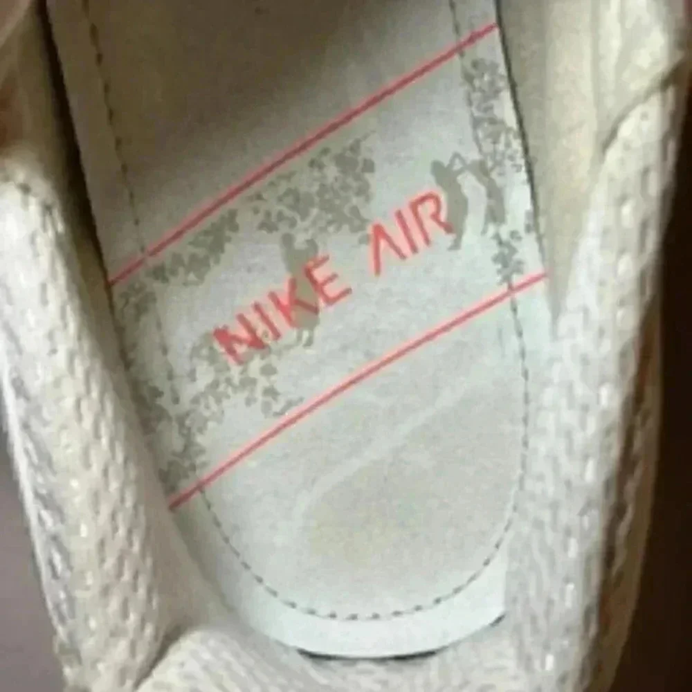 Nike Air Ladies Summer Light Cream And white Mesh Rubber Spike Golf Shoes Size 8